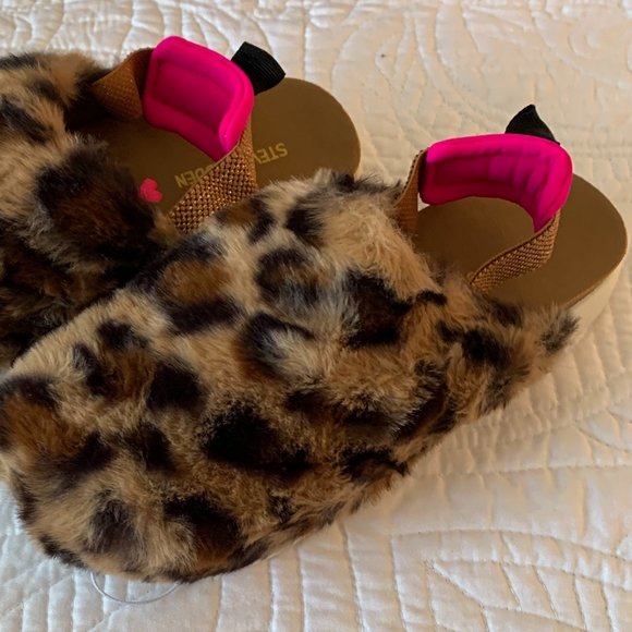 STEVE MADDEN SHOES, Leopard Print,Big Girls, Size 4 - Picture 4 of 5